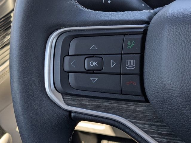 Used 2024 Jeep Wagoneer L Series II w/ Flexible Seating Group image 24