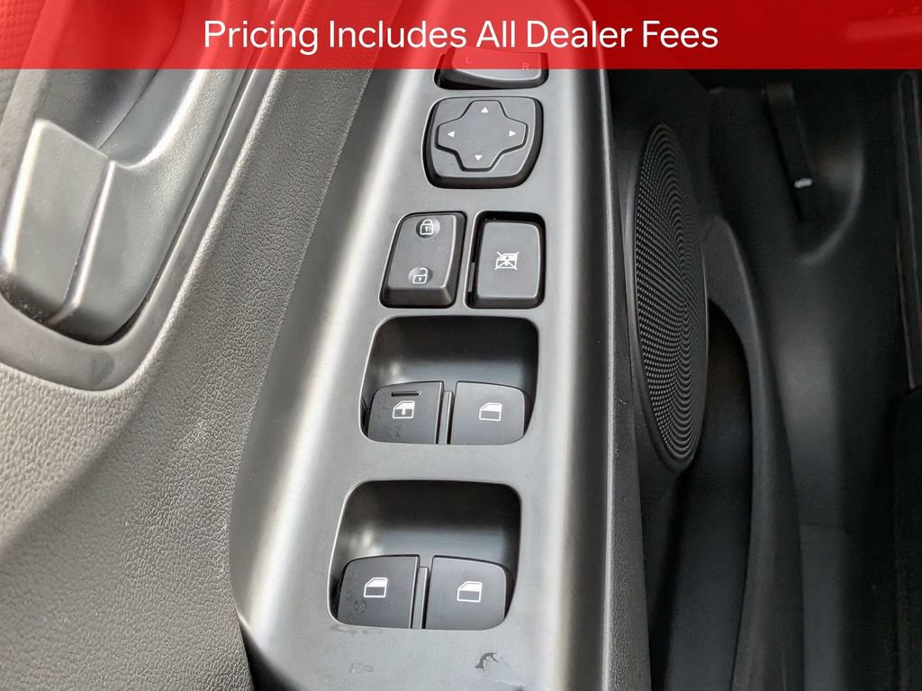 Used 2022 Hyundai Kona SEL FWD image 24