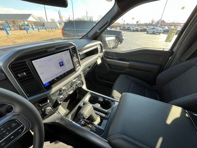 New 2026 Ford F150 XLT w/ XLT Black Appearance Package image 13