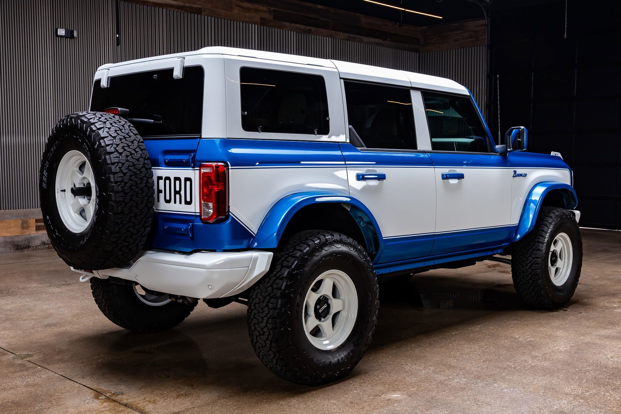 Used 2026 Ford Bronco Heritage Edition AWD/4WD image 10