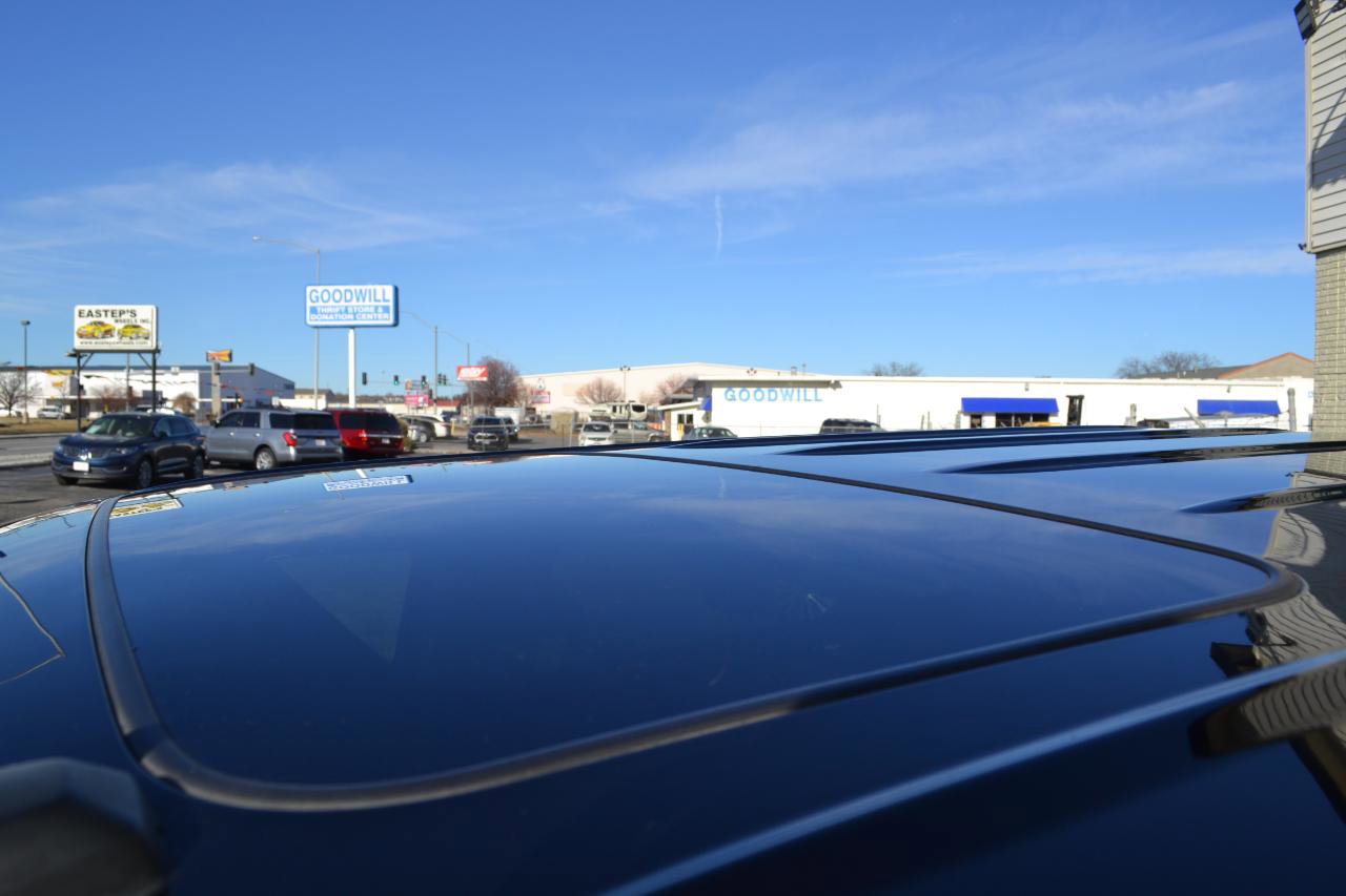 Used 2016 GMC Sierra 1500 SLT w/ SLT Premium Package image 28