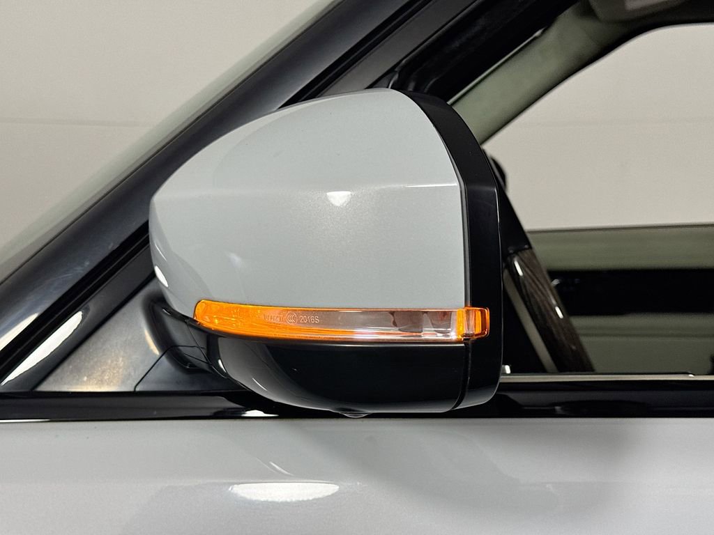 Used 2018 Land Rover Range Rover Long Wheelbase Autobiography image 20