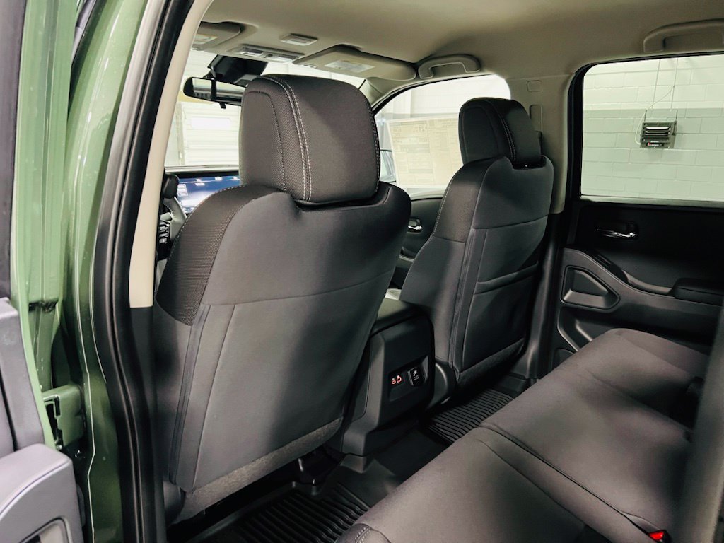 New 2027 Nissan Frontier SV RWD image 18