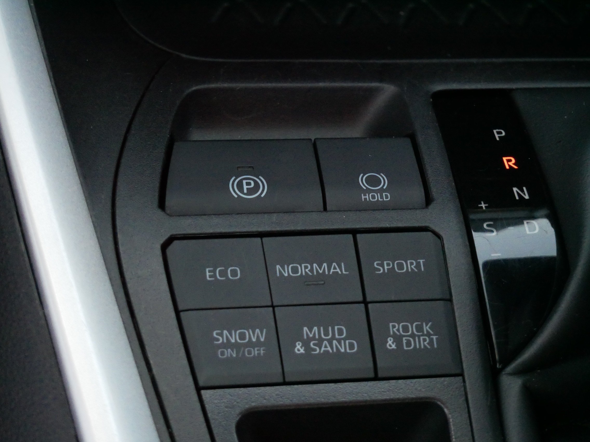Certified 2025 Toyota RAV4 XLE AWD/4WD image 28
