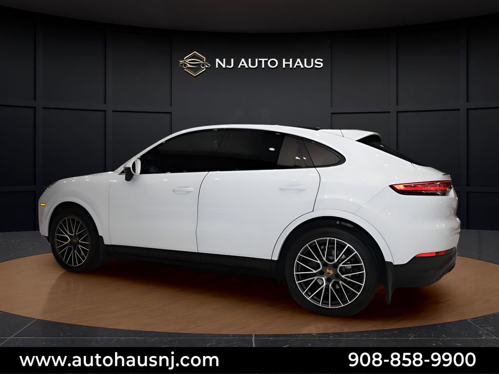 Used 2021 Porsche Cayenne S w/ Premium Package Plus image 5