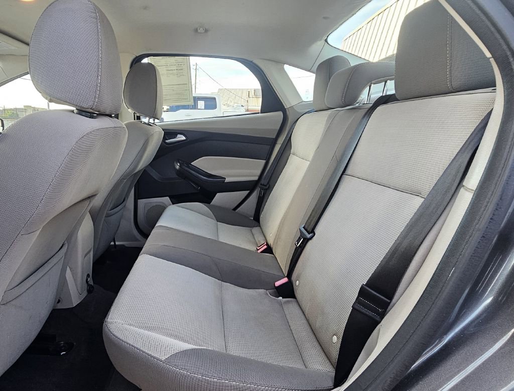 Used 2013 Ford Focus SE image 11