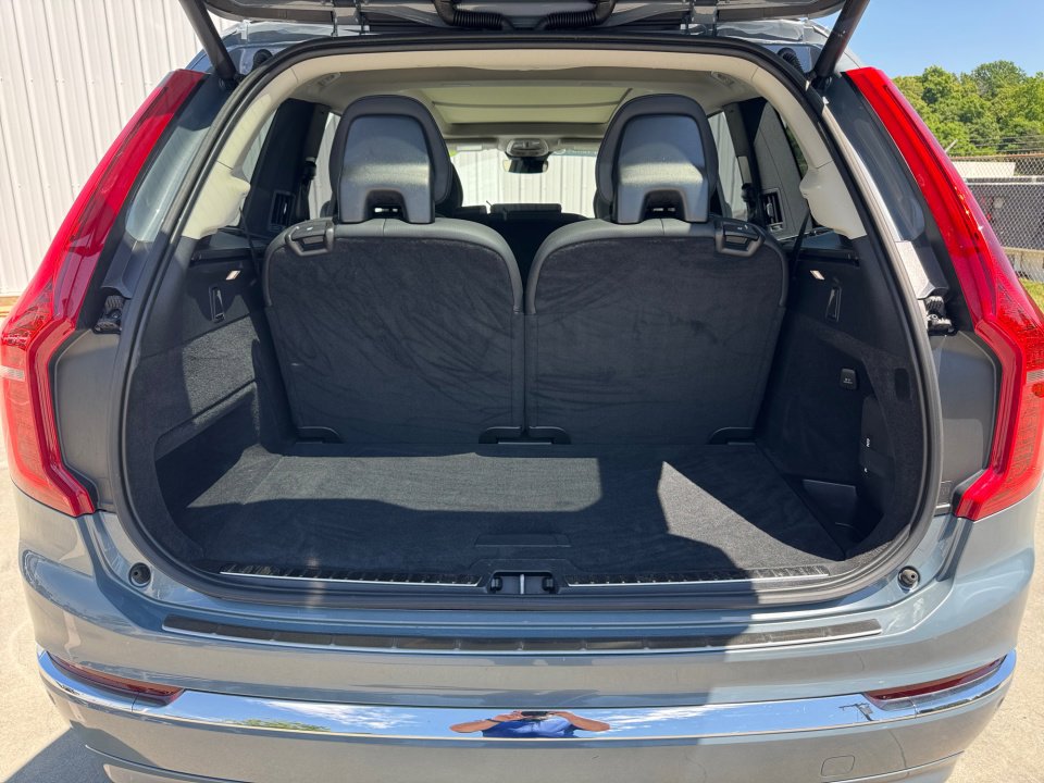 Certified 2023 Volvo XC90 B6 Plus w/ Protection Package Premier AWD/4WD image 15