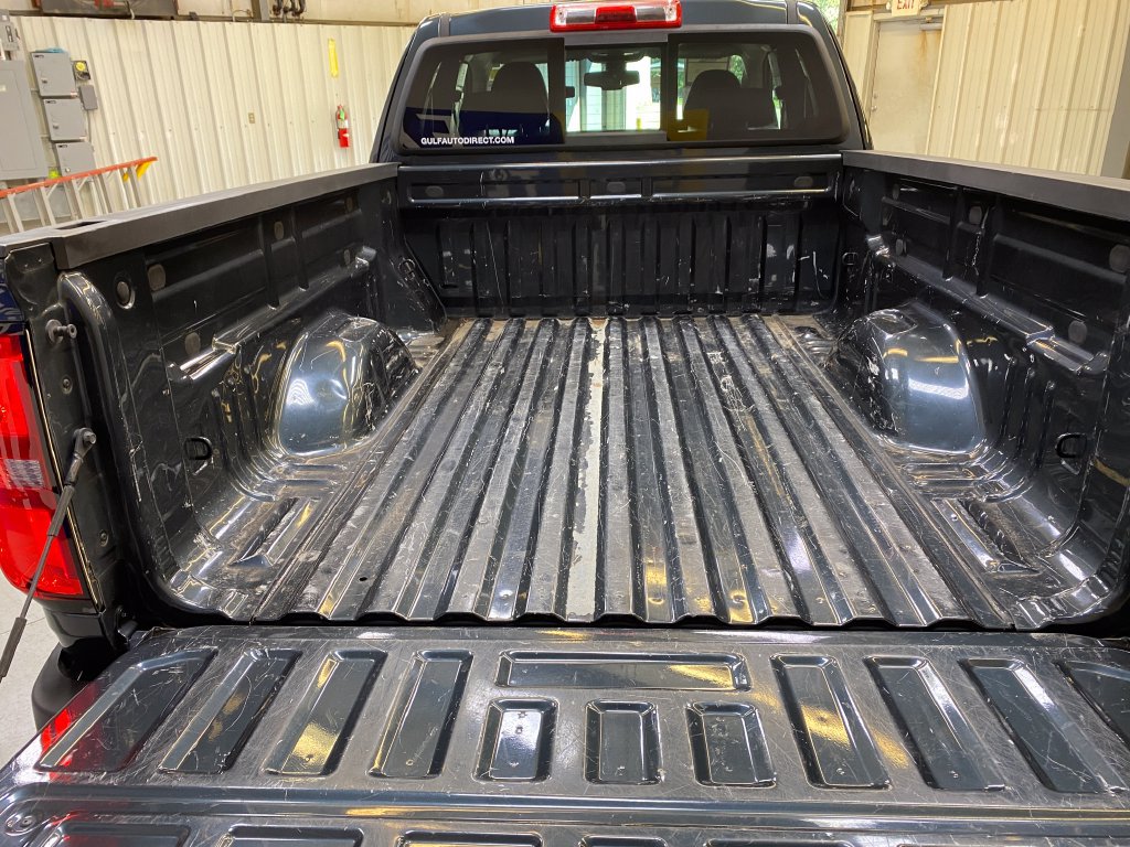 Used 2018 Chevrolet Colorado Z71 RWD image 29