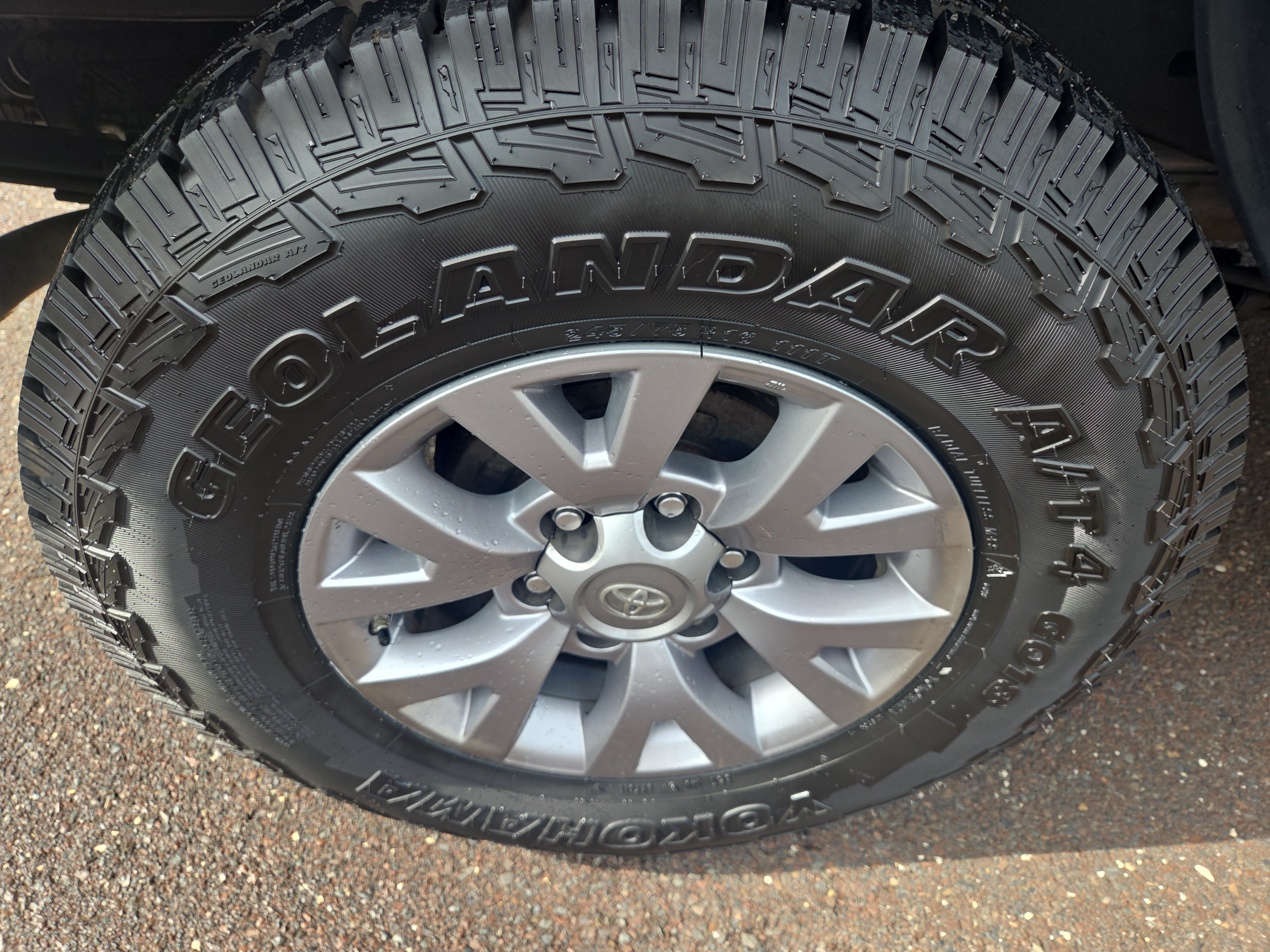 Used 2019 Toyota Tacoma SR5 AWD/4WD image 10