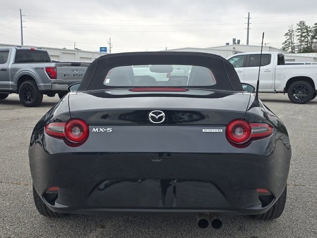 Used 2024 MAZDA MX-5 Miata Sport image 4