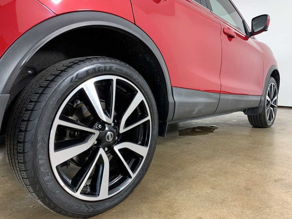 Used 2018 Nissan Rogue Sport SL image 33