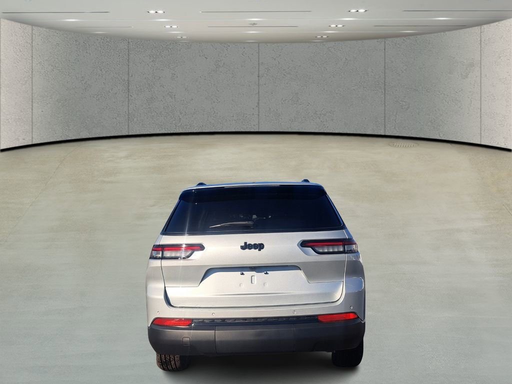 New 2025 Jeep Grand Cherokee L Laredo image 6