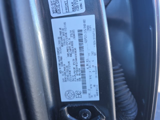 Used 2017 Ford F150 Lariat w/ Equipment Group 502A Luxury AWD/4WD image 34