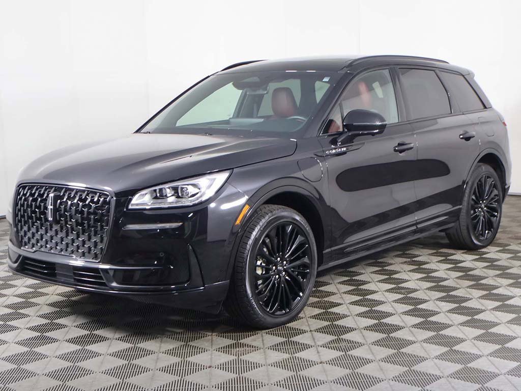 Used 2025 Lincoln Corsair Grand Touring w/ Equipment Group 301A image 10