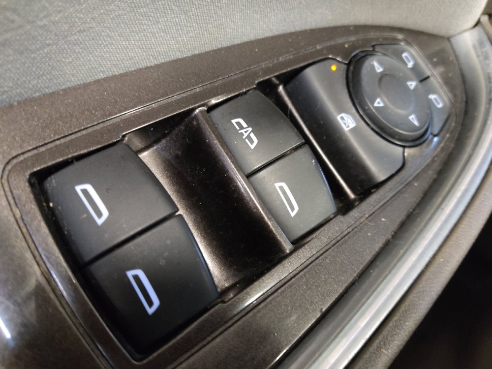 Used 2021 Chevrolet Malibu LT FWD image 27