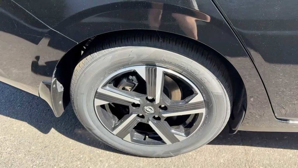 Certified 2025 Nissan Sentra SV w/ Trunk Package image 7