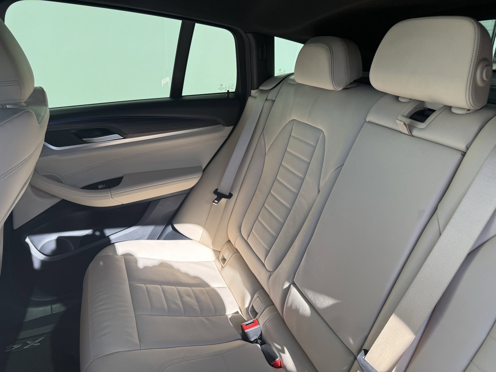 Used 2021 BMW X4 xDrive30i w/ Premium Package image 32