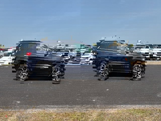Used 2017 Jeep Grand Cherokee Overland