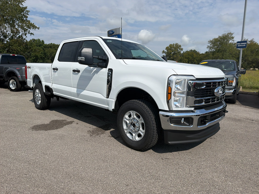 New 2027 Ford F250 XLT AWD/4WD image 3