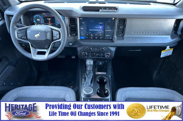 New 2025 Ford Bronco 4-Door image 13