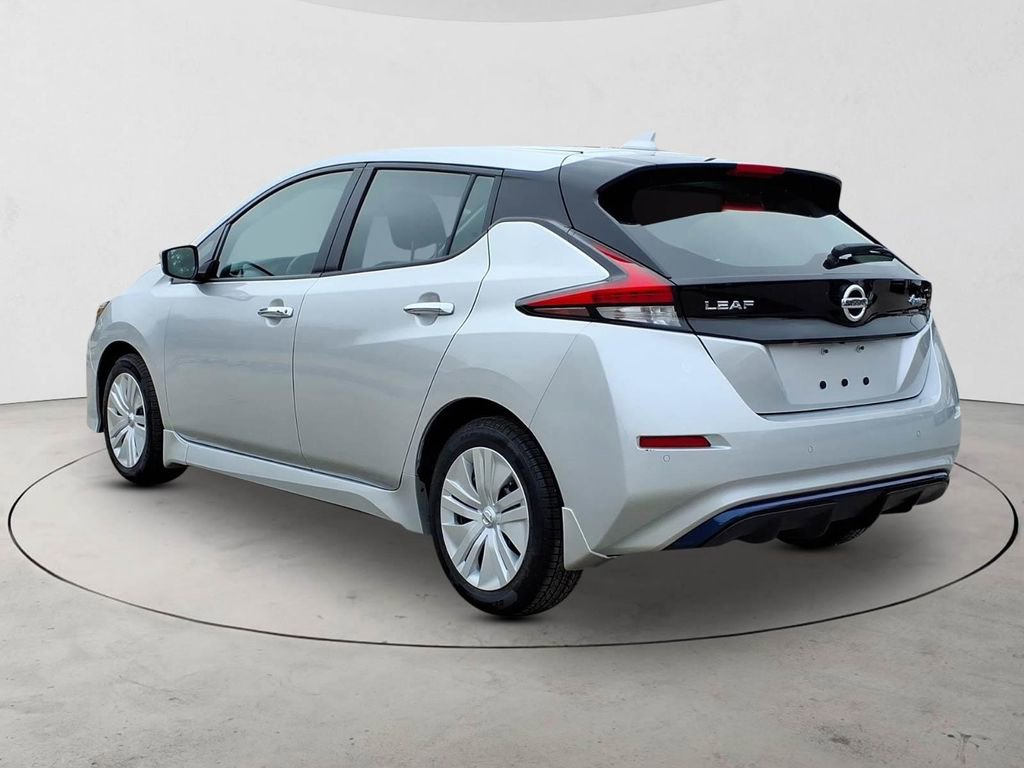 Used 2022 Nissan Leaf S FWD image 7