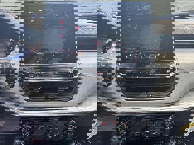 New 2025 Jeep Compass Limited w/ Sun & Sound Group image 12