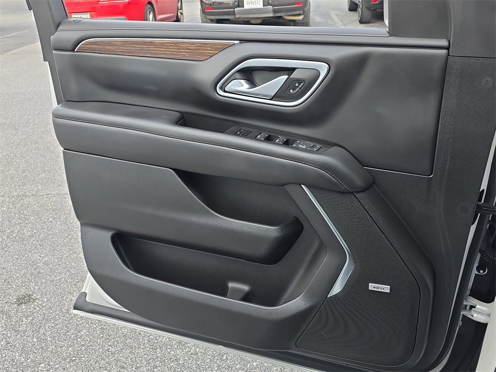 Used 2021 Chevrolet Suburban High Country image 21