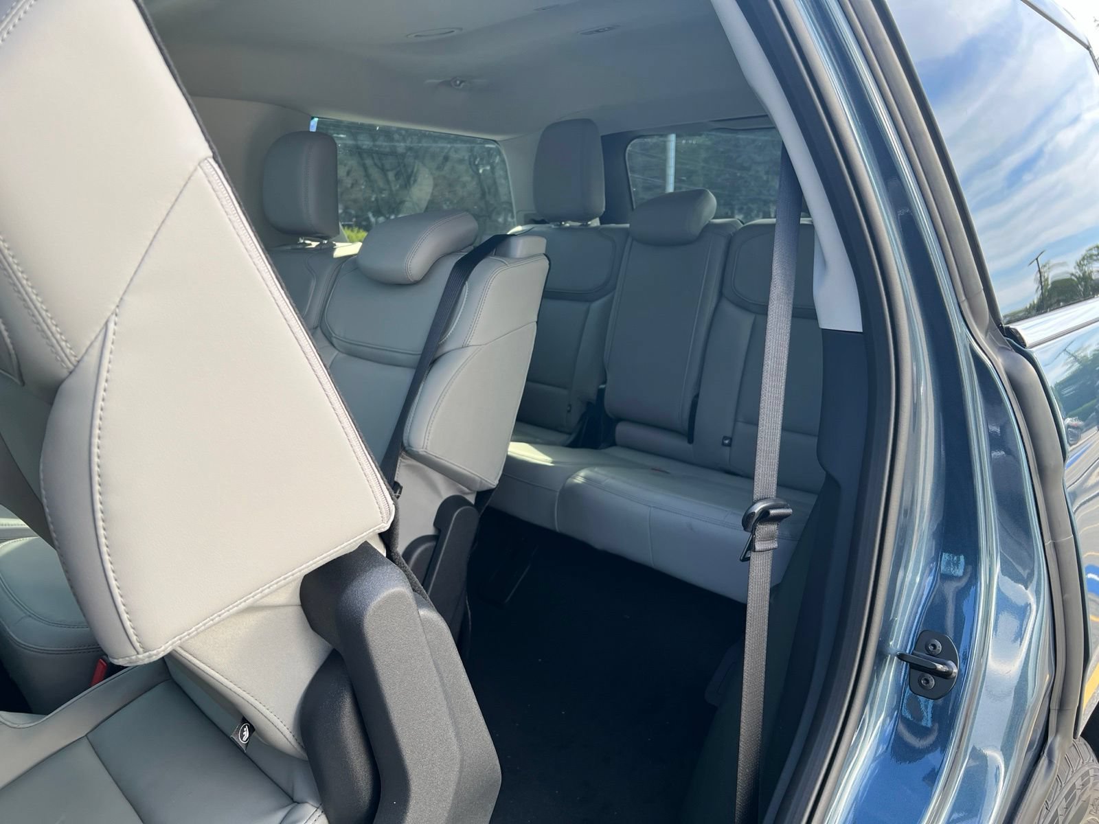 New 2027 Ford Expedition Active AWD/4WD image 17