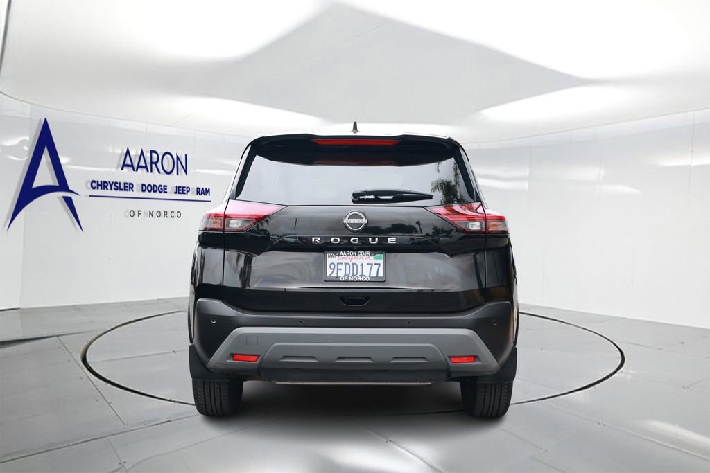 Used 2023 Nissan Rogue S FWD image 3
