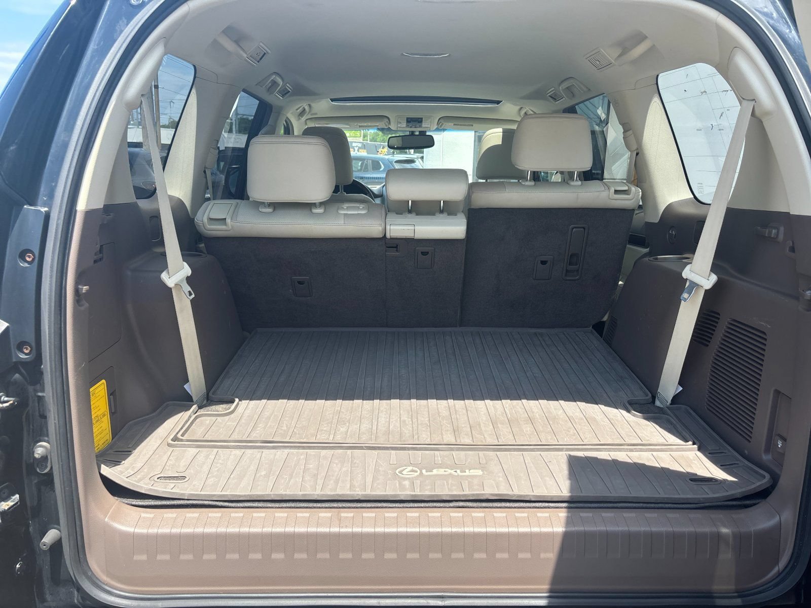 Used 2019 Lexus GX 460 Premium w/ Premium Package AWD/4WD image 15