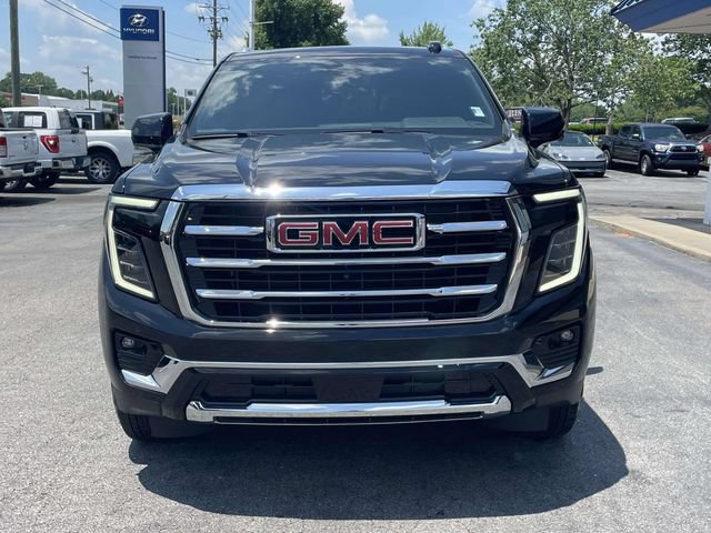 Used 2025 GMC Yukon XL Elevation AWD/4WD image 2
