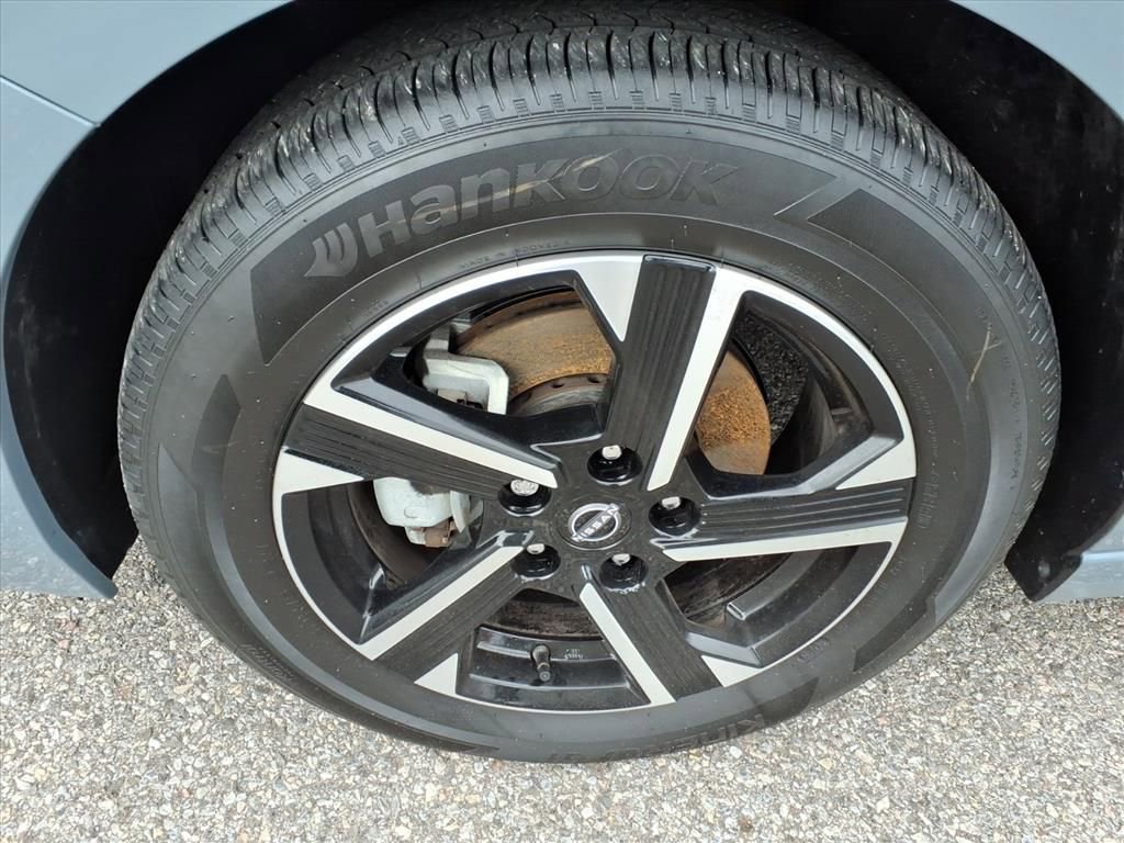 Used 2024 Nissan Sentra SV image 11