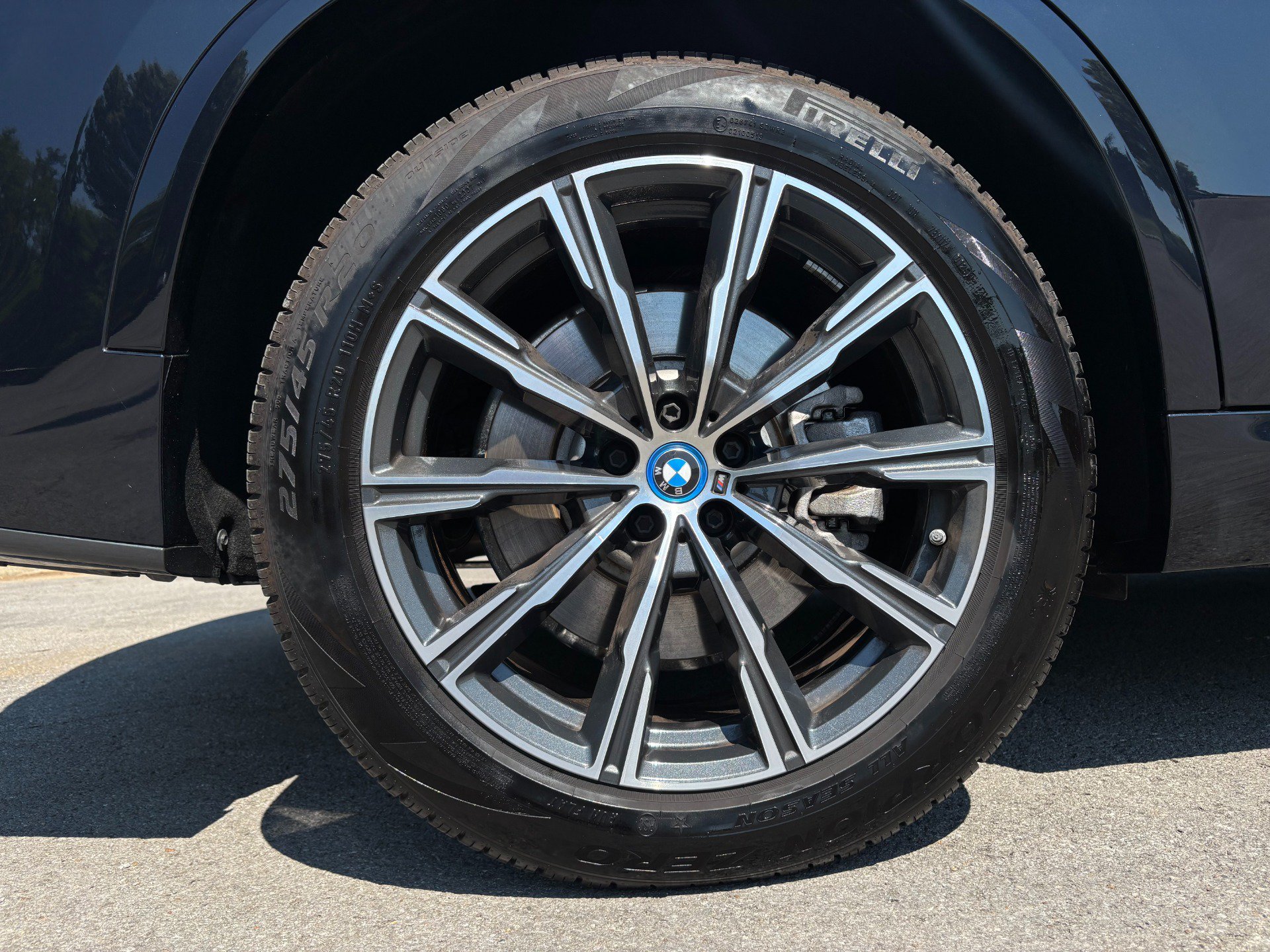 Used 2025 BMW X5 xDrive50e w/ M Sport Package AWD/4WD image 76