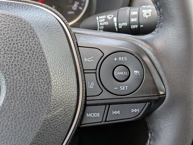 Used 2021 Toyota RAV4 XLE w/ Convenience Package AWD/4WD image 28