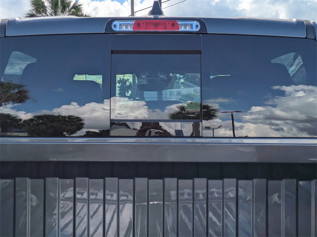 New 2026 RAM 1500 4x4 Crew Cab image 13