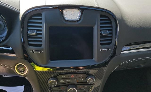 Used 2023 Chrysler 300 C image 15