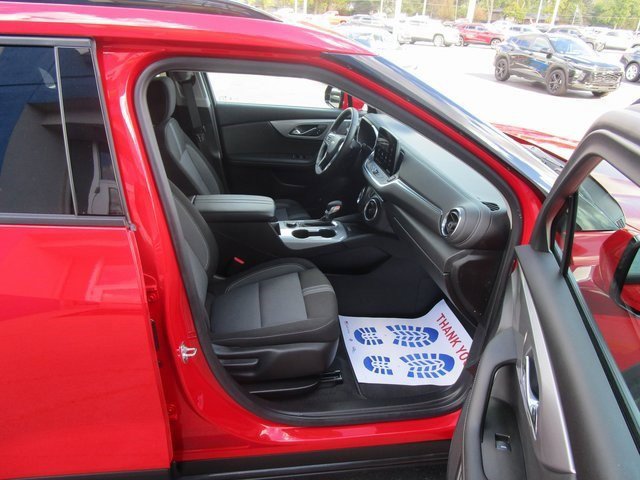 Certified 2023 Chevrolet Blazer LT w/ Convenience Package image 28