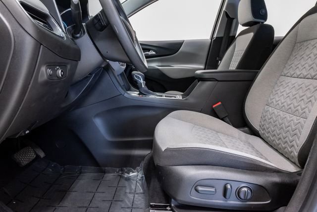 Used 2022 Chevrolet Equinox LS w/ LS Convenience Package image 11