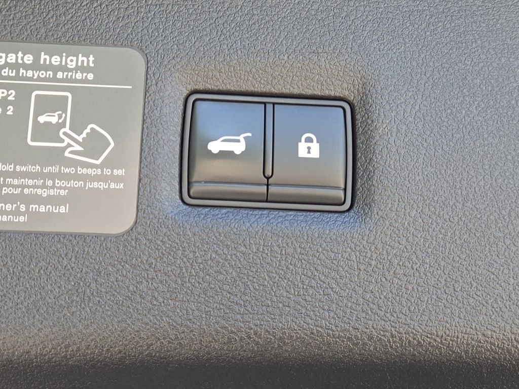 Used 2023 INFINITI QX55 Essential image 19