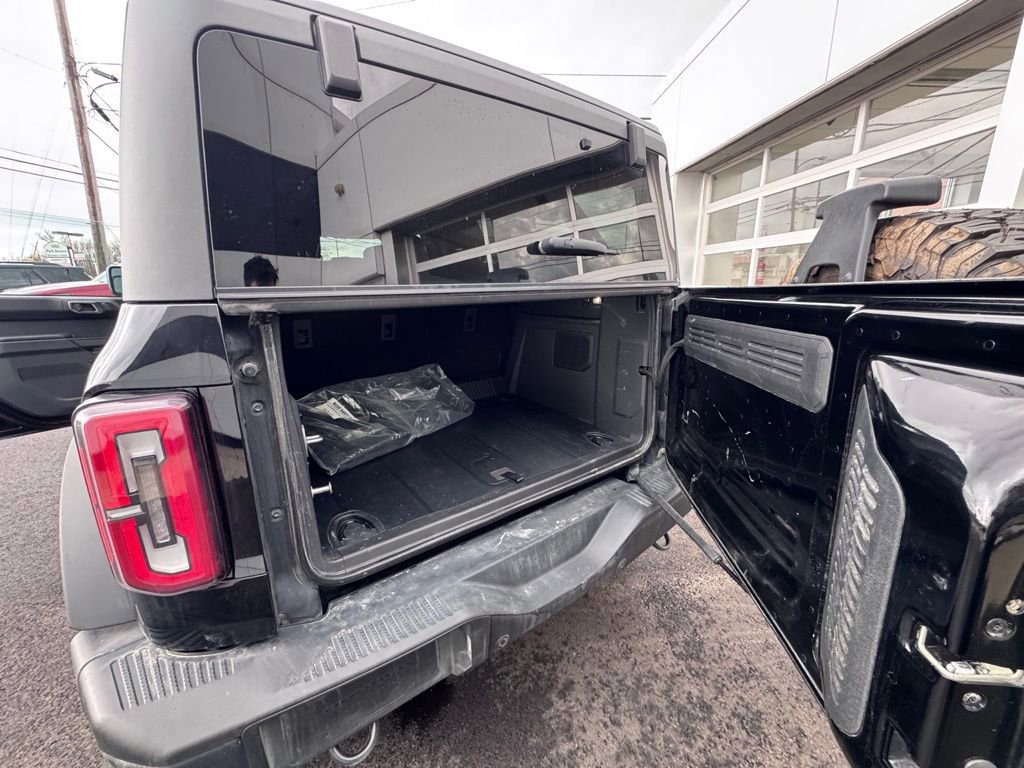 Used 2024 Ford Bronco Badlands image 29