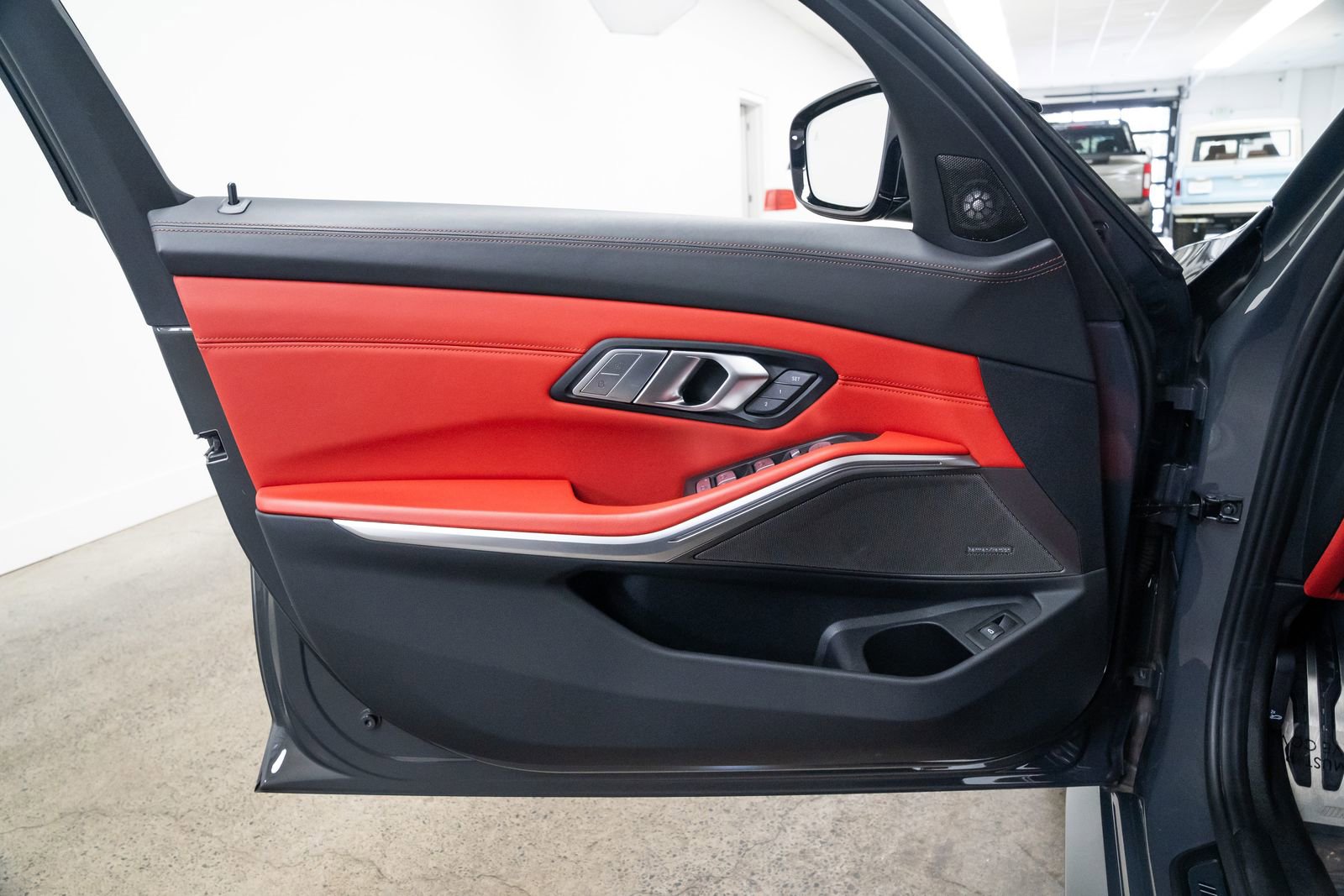 Used 2025 BMW M3 Competition w/ Executive Package image 17