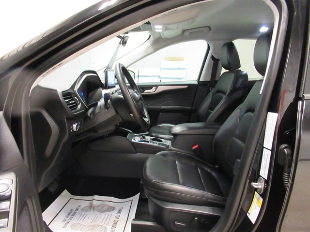 Used 2021 Ford Escape SEL w/ Technology Package image 15