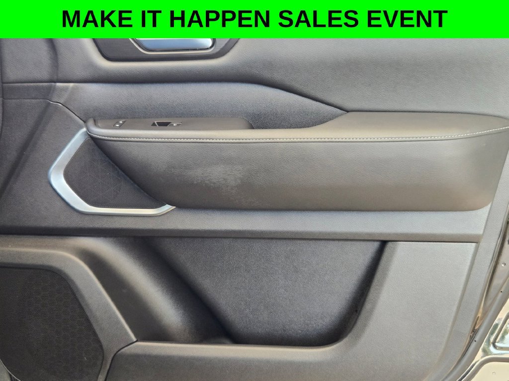 Used 2025 Nissan Armada Platinum Reserve AWD/4WD image 33