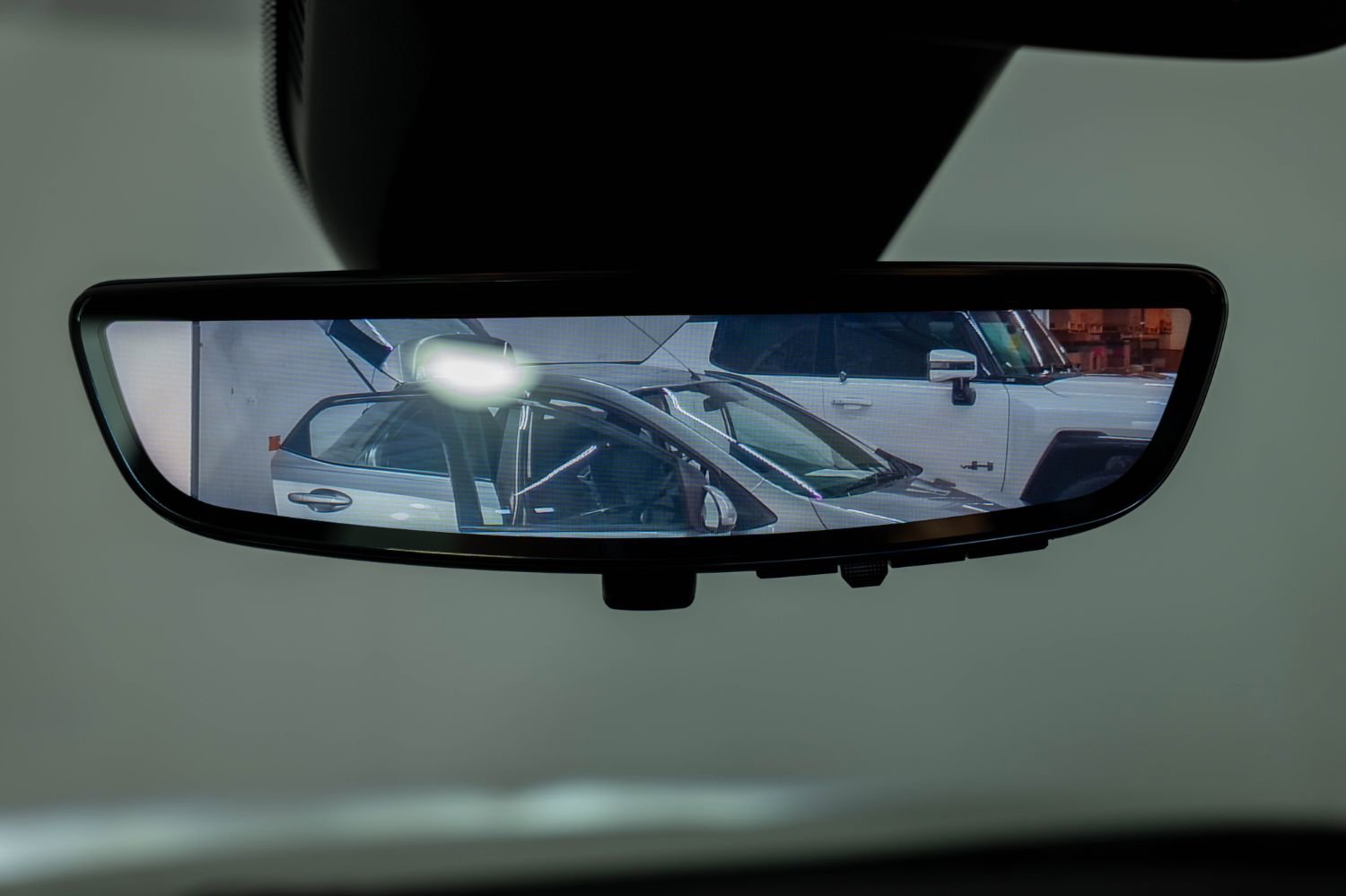 Used 2025 Chevrolet Equinox ACTIV w/ Safety and Technology Package image 40