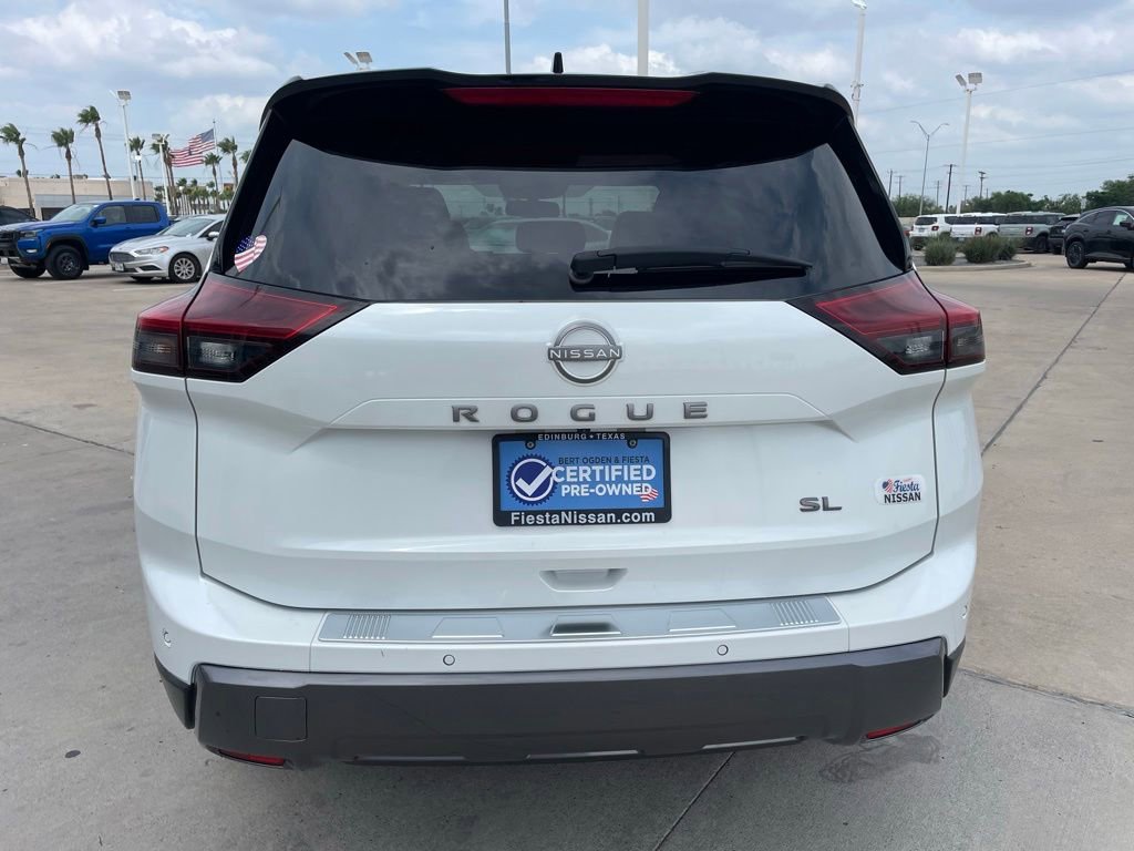 Certified 2025 Nissan Rogue SL w/ SL Premium Package FWD image 6