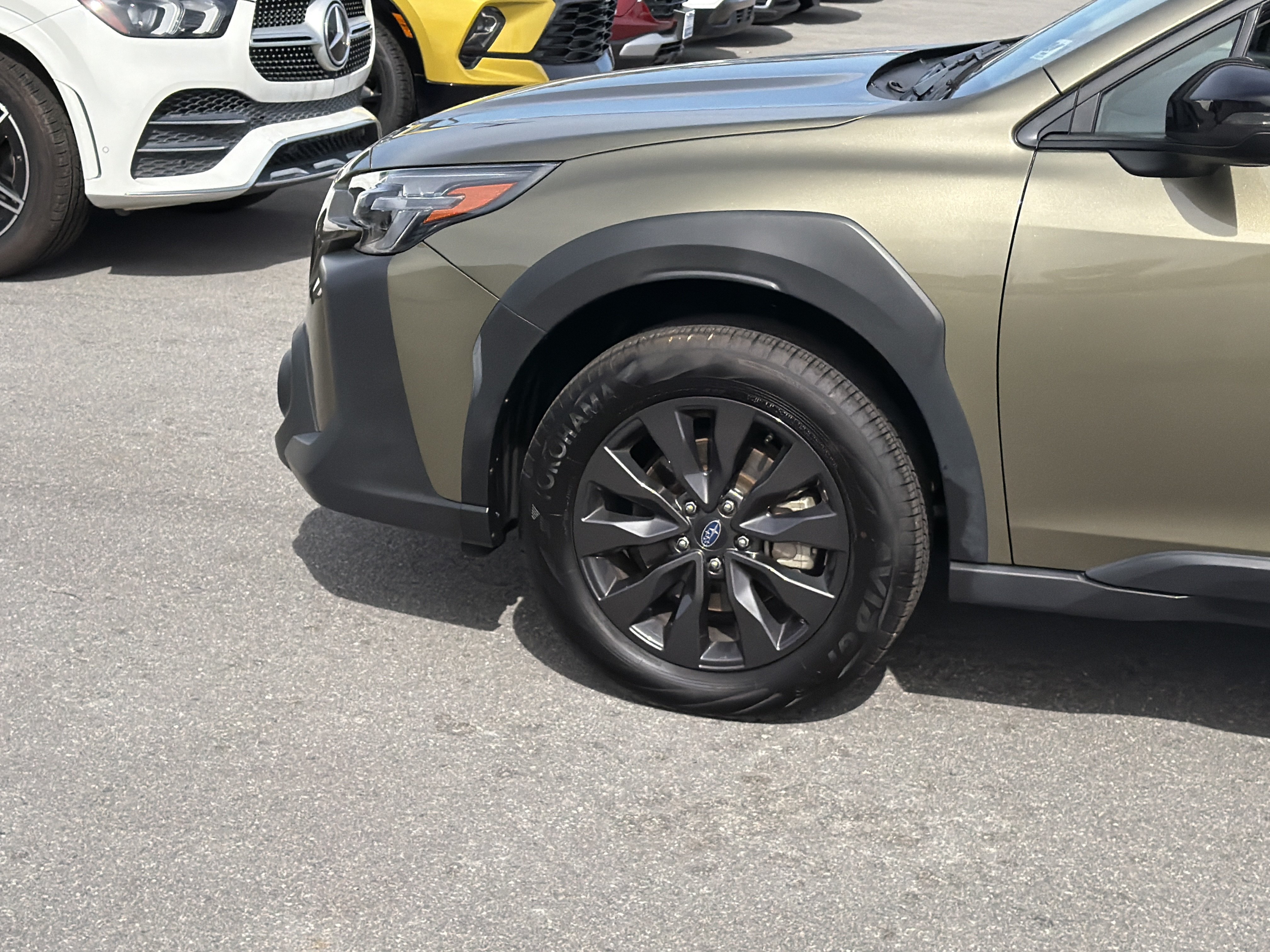 Used 2025 Subaru Outback Onyx Edition AWD/4WD image 13