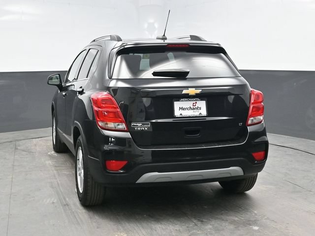 Used 2020 Chevrolet Trax LT w/ LT Convenience Package FWD image 5