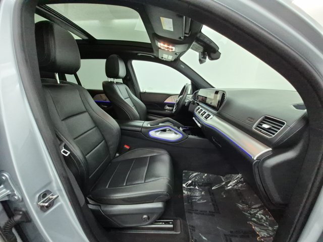 Used 2025 Mercedes-Benz GLS 450 4MATIC image 25