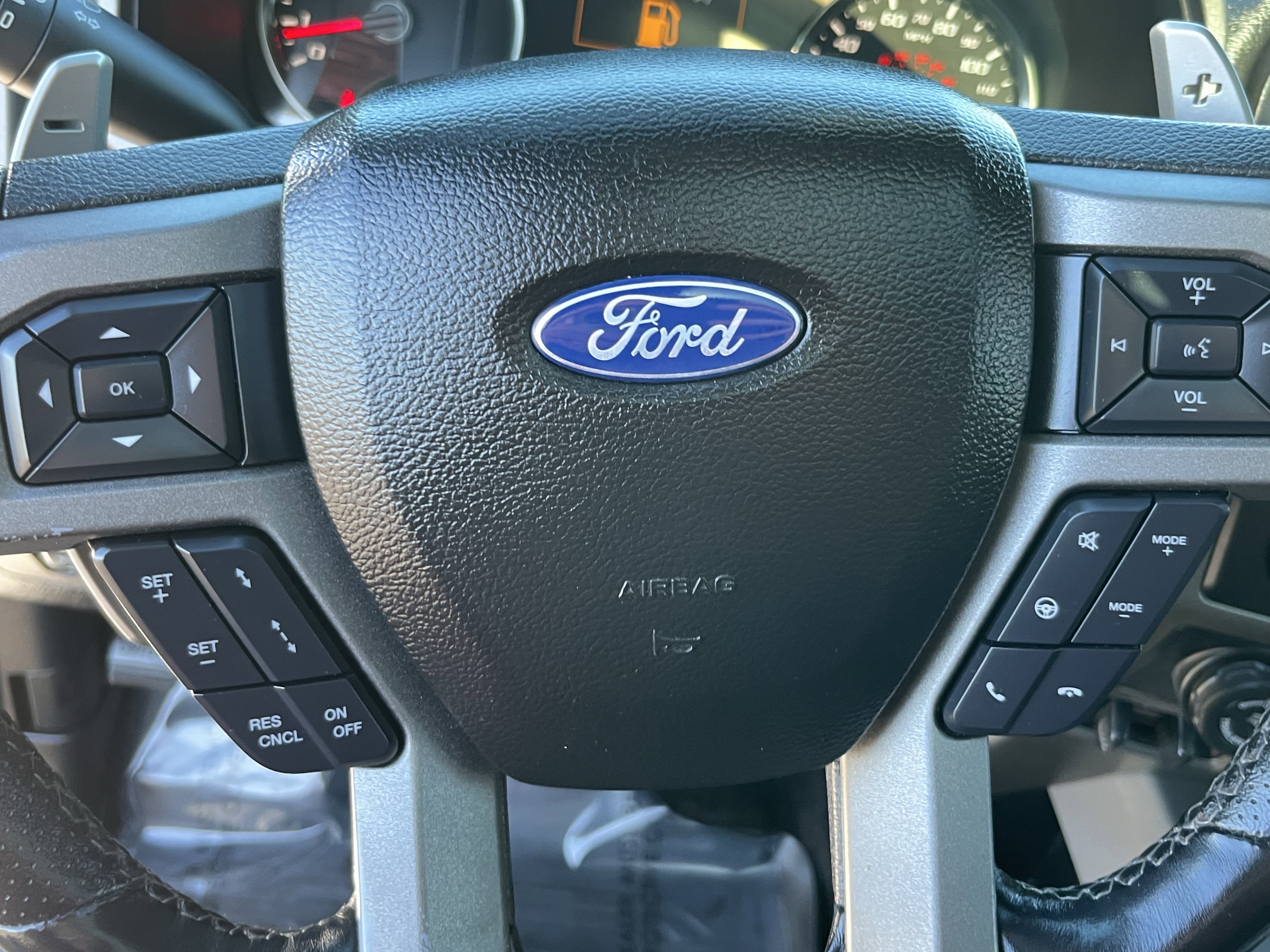 Used 2018 Ford F150 Raptor w/ Equipment Group 802A Luxury image 22