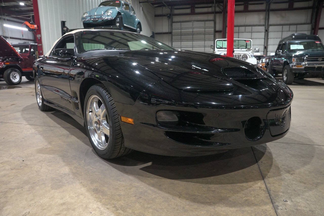 Used 2001 Pontiac Firebird Trans Am RWD image 28